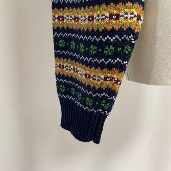 V-neck wool sweater - Picture 12 of 15